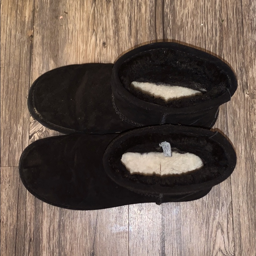 BEARPAW BOOTS
